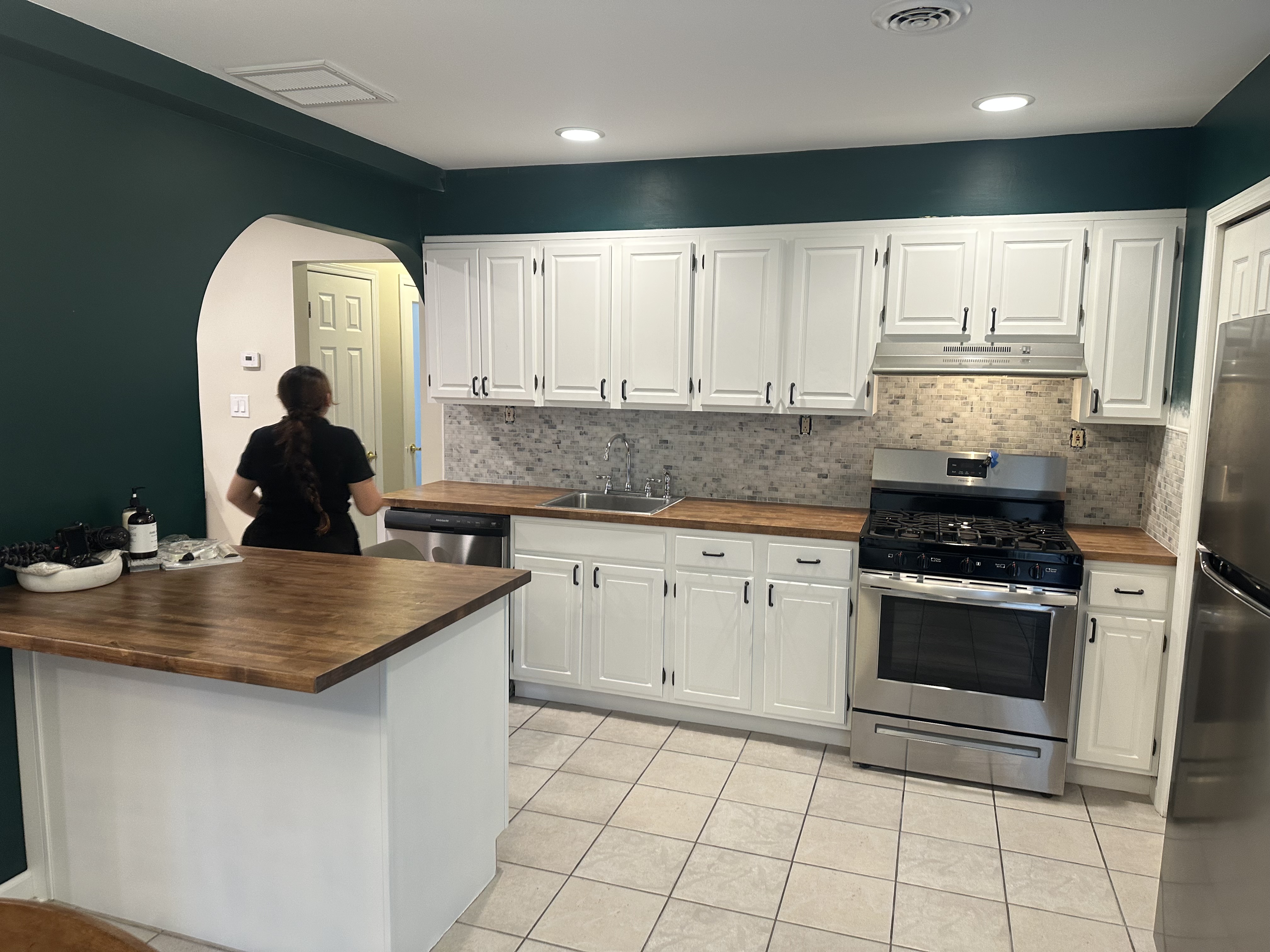 Kitchen remodel by AA&C Home Improvement
